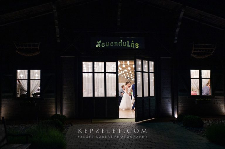 Levendulás La Tenuta rendezvényterem 13