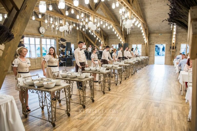 Levendulás La Tenuta rendezvényterem 14
